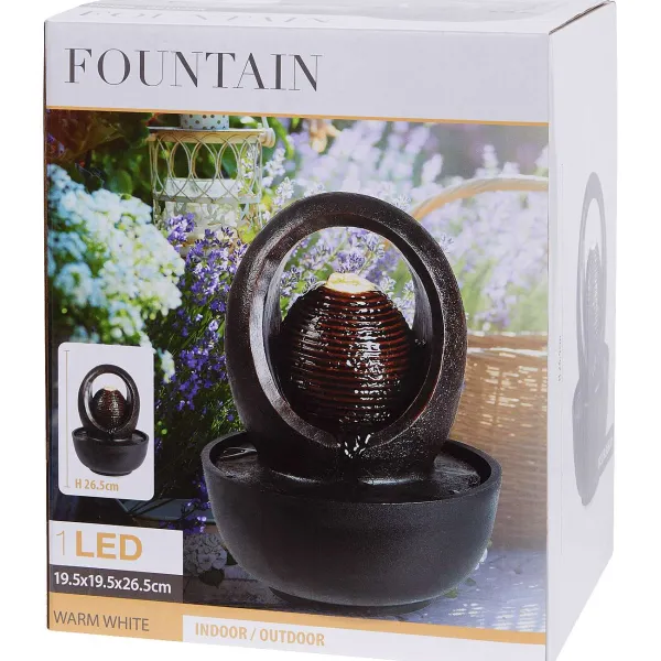 Froyak Zwembaden^Fontein Met Licht